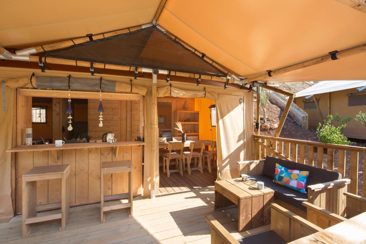 Sea Glamping Hotel Kotor Exterior photo