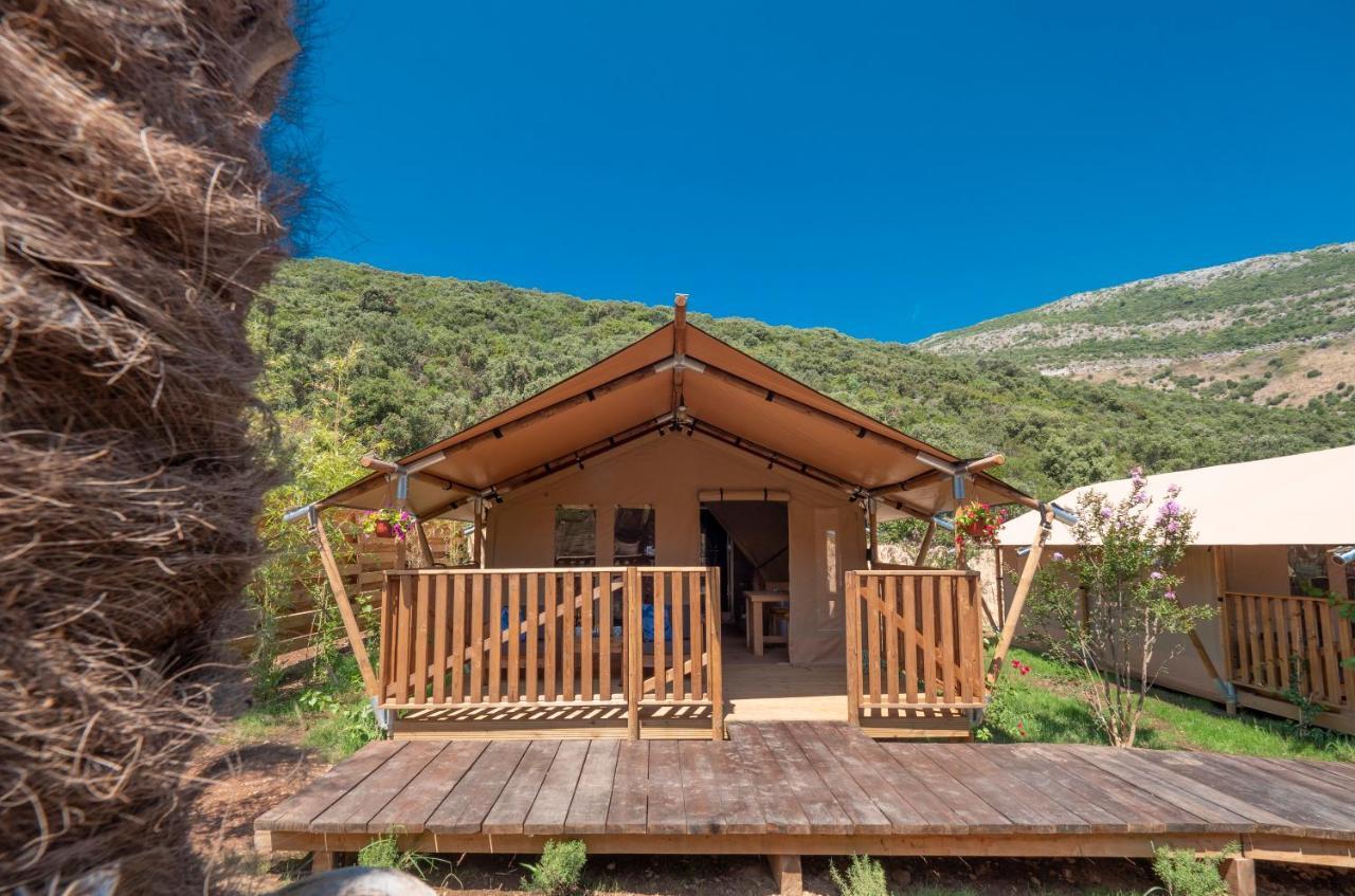 Sea Glamping Hotel Kotor Exterior photo