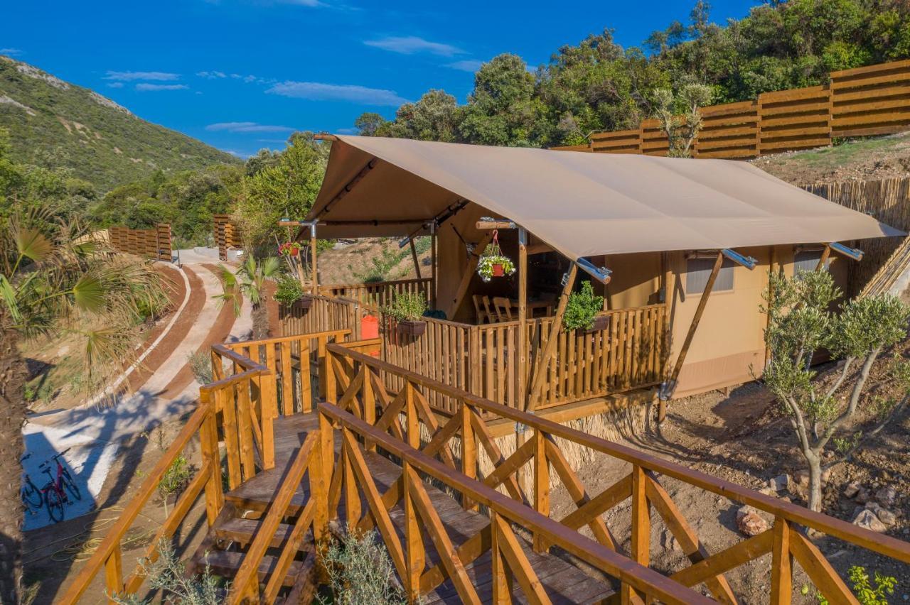 Sea Glamping Hotel Kotor Exterior photo
