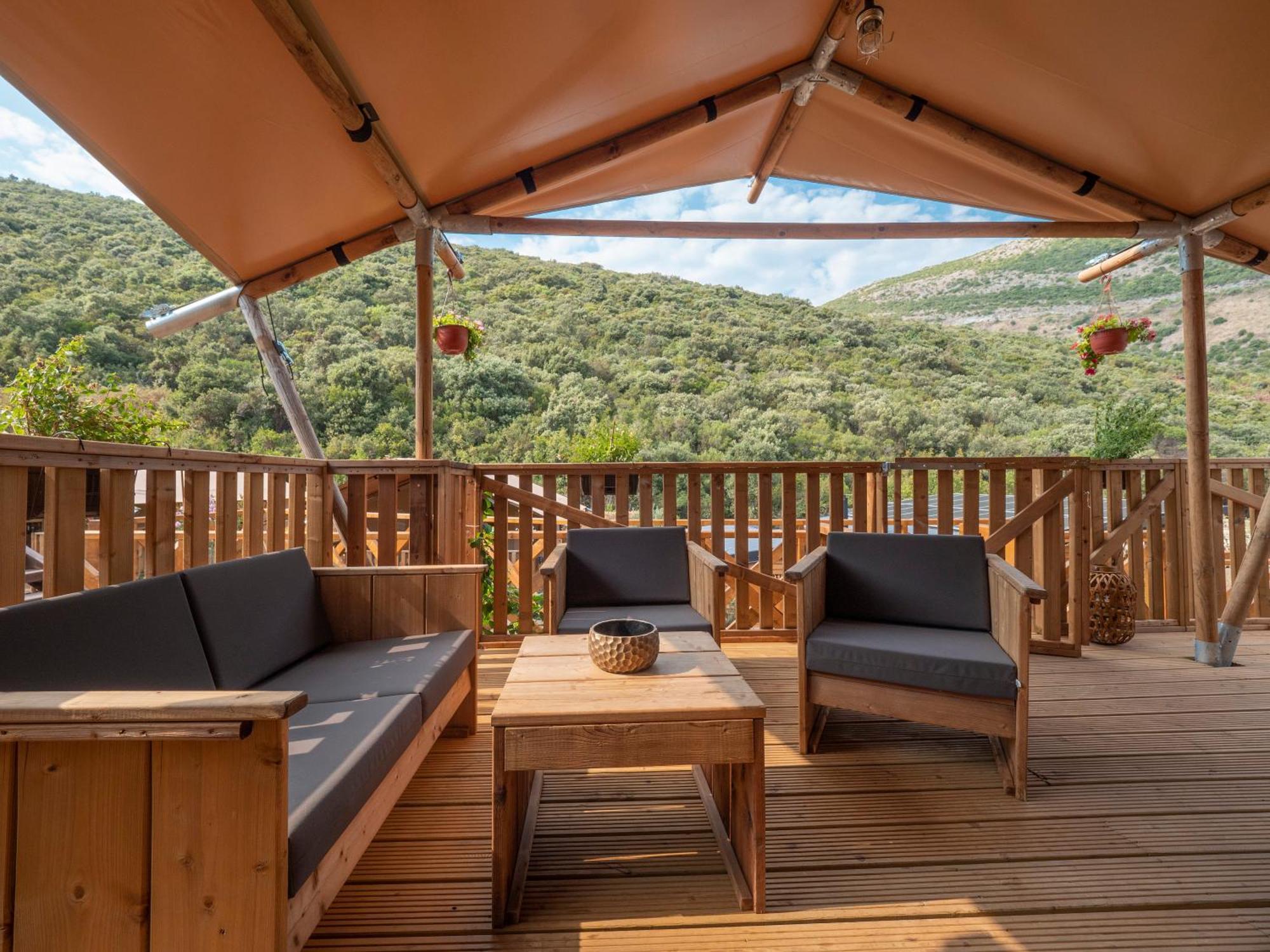 Sea Glamping Hotel Kotor Exterior photo