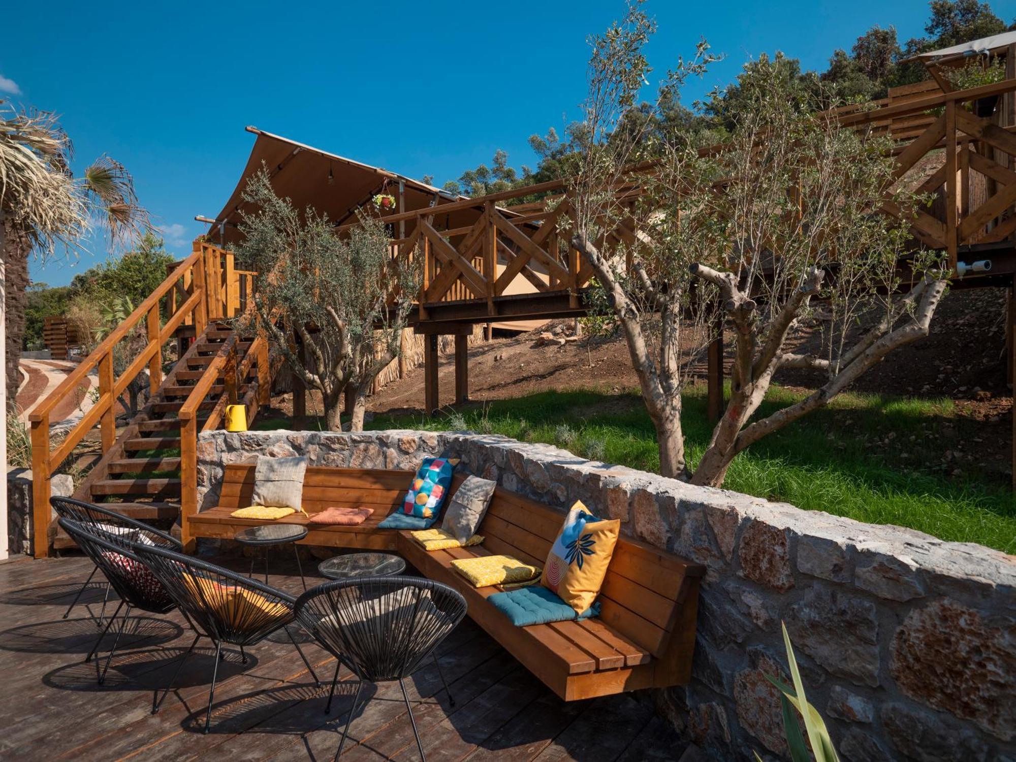 Sea Glamping Hotel Kotor Exterior photo