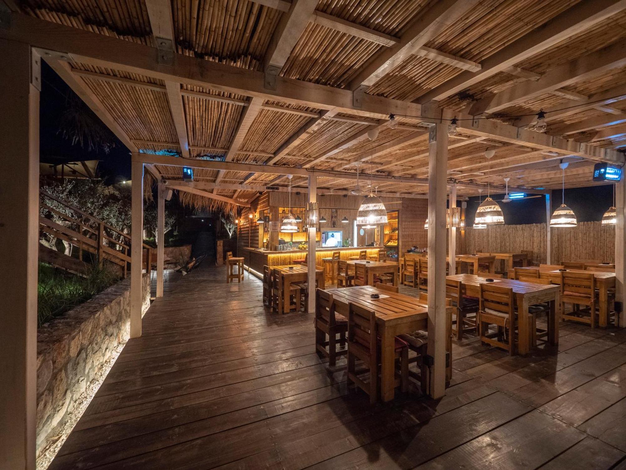 Sea Glamping Hotel Kotor Exterior photo