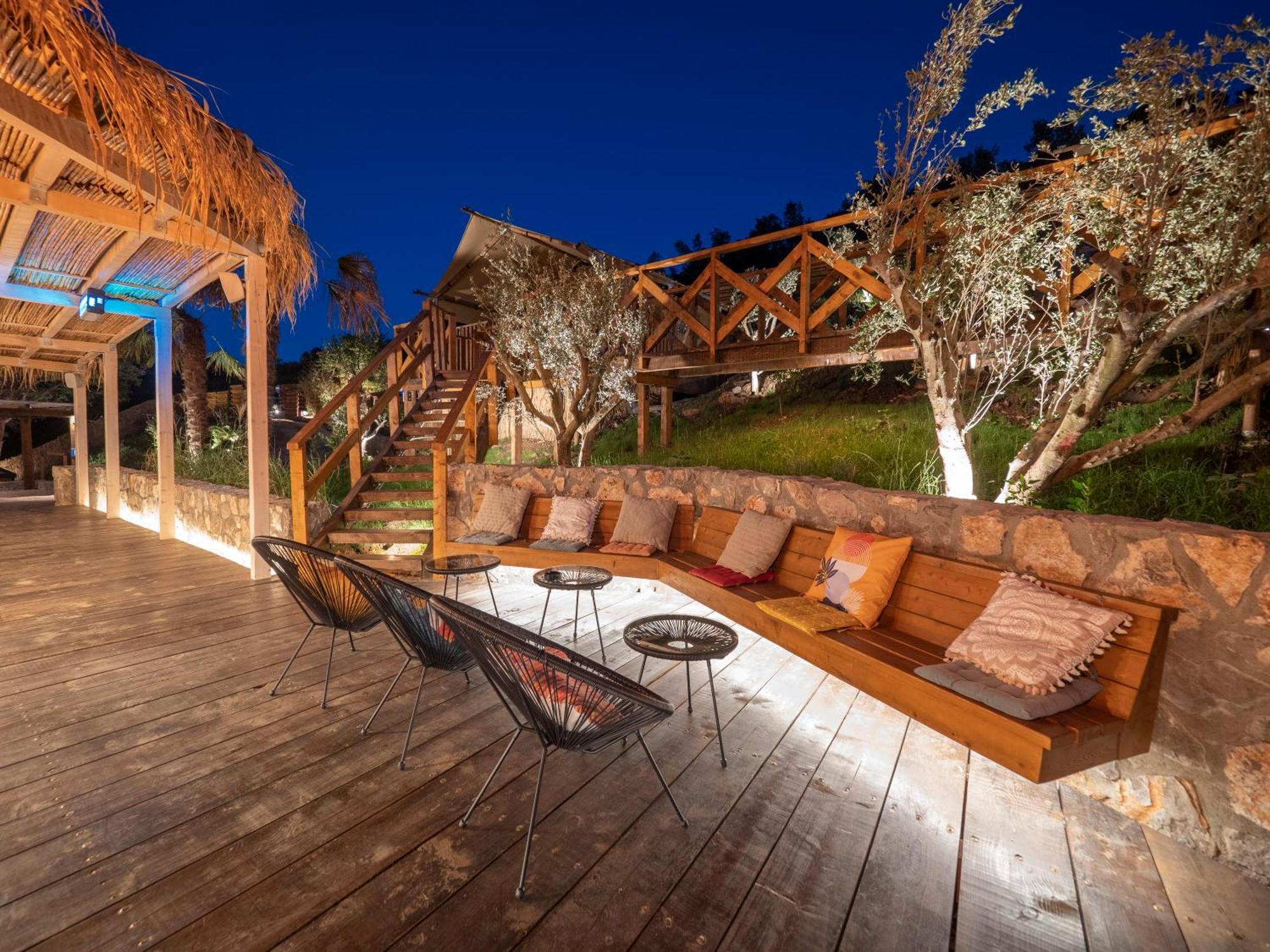 Sea Glamping Hotel Kotor Exterior photo